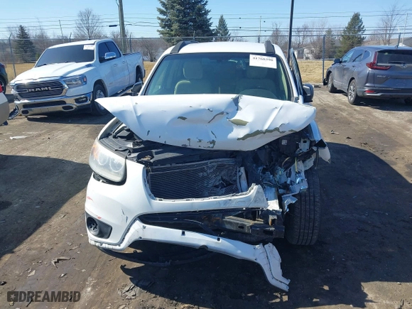 2012 Hyundai Santa Fe GLS with VIN 5XYZG3AB7CG145829, listed as a IAAI auction lot 41768390 with 143,972 mi miles. Bid and sale history available at carsss.com. Image 12.