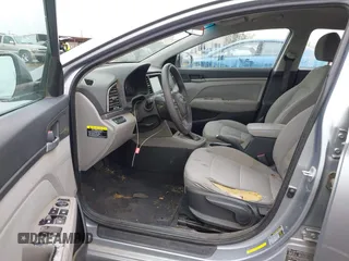 2017 Hyundai Elantra Limited z VIN 5NPD84LF6HH110163, wystawiony jako IAAI lot #41978553 z przebiegiem 195 760 mil mil oraz . Historia ofert i sprzedaży dostępna na DreamBid. Obrazek 5.