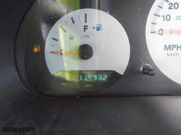 2006 Dodge Grand Caravan with VIN 1D4GP24R16B520786, listed as a IAAI auction lot 41790080 with 119,332 mi miles. Bid and sale history available at carsss.com. Image 7.