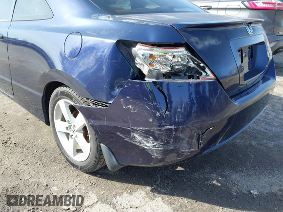 2008 Honda Civic Cpe LX with VIN 2HGFG11678H551890, listed as a IAAI auction lot 41869345 with 170,657 mi miles. Bid and sale history available at carsss.com. Image 6.