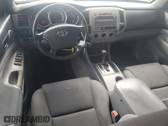 2011 Toyota Tacoma PreRunner z VIN 5TFJU4GN2BX009276, wystawiony jako Copart lot #60983165 z przebiegiem 229 816 mil mil oraz Szkoda całkowita • Salvage title. Historia ofert i sprzedaży dostępna na DreamBid. Obrazek 8.