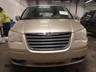 2010 Chrysler Town & Country Touring with VIN 2A4RR5D17AR184092, listed as a IAAI auction lot 41727926 with 158,937 mi miles and . Bid and sale history available at DreamBid. Image 13.