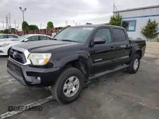 2015 Toyota Tacoma PreRunner with VIN 5TFJU4GN8FX067821, listed as a Copart auction lot 55628195 with 147,160 mi miles and Salvage title. Bid and sale history available at DreamBid. Image 1.