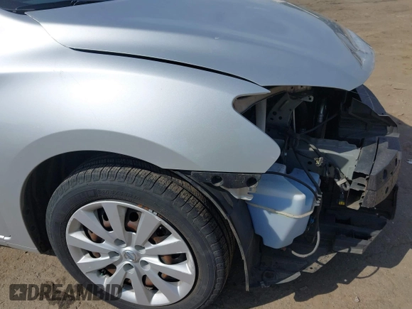 2014 Nissan Sentra SR with VIN 3N1AB7AP1EY315327, listed as a IAAI auction lot 41806824 with 103,000 mi miles and . Bid and sale history available at DreamBid. Image 6.