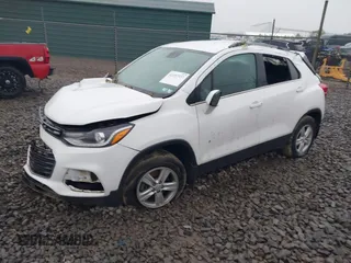 2020 Chevrolet Trax LT with VIN 3GNCJPSB9LL155372, listed as a IAAI auction lot 42357337 with 71,445 mi miles and . Bid and sale history available at DreamBid. Image 17.