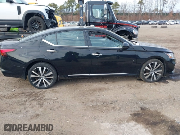 2019 Nissan Altima 2.5 Platinum with VIN 1N4BL4FW1KC127673, listed as a IAAI auction lot 41773674 with 30,713 mi miles. Bid and sale history available at carsss.com. Image 13.