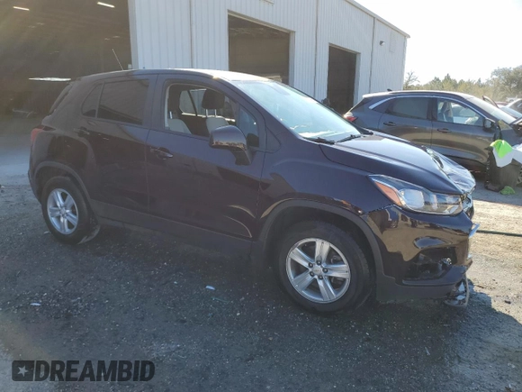 2020 Chevrolet Trax LS with VIN KL7CJKSB7LB343723, listed as a Copart auction lot 46737795 with 86,548 mi miles and Non Repairable. Bid and sale history available at carsss.com. Image 4.