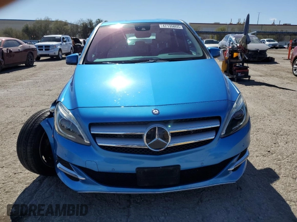 2014 Mercedes-Benz B with VIN WDDVP9AB6EJ004079, listed as a Copart auction lot 47135055 with 67,218 mi miles and Salvage Title. Bid and sale history available at carsss.com. Image 5.