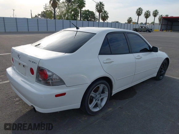 2001 Lexus IS with VIN JTHBD182610006684, listed as a IAAI auction lot 42046945 with 318,600 mi miles. Bid and sale history available at carsss.com. Image 4.