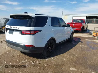 2017 Land Rover Discovery HSE Luxury with VIN SALRHBBV9HA019780, listed as a IAAI auction lot 40664026 with 108,624 mi miles. Bid and sale history available at carsss.com. Image 4.
