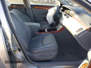 2007 Toyota Avalon XL with VIN 4T1BK36B97U243415, listed as a IAAI auction lot 41356904 with 127,873 mi miles. Bid and sale history available at carsss.com. Image 5.