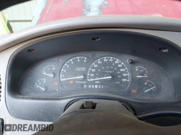 1996 Ford Explorer z VIN 1FMCU24X3TUA68712, wystawiony jako IAAI lot #41976840 z przebiegiem 274 887 mil mil oraz . Historia ofert i sprzedaży dostępna na DreamBid. Obrazek 7.