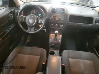 2011 Jeep Patriot Latitude with VIN 1J4NF1GB4BD263678, listed as a Copart auction lot 54442505 with 105,388 mi miles and Clean Title. Bid and sale history available at DreamBid. Image 8.