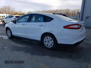 2014 Ford Fusion S with VIN 1FA6P0G71E5387361, listed as a Copart auction lot 45090744 with 182,974 mi miles and Salvage Title. Bid and sale history available at carsss.com. Image 2.