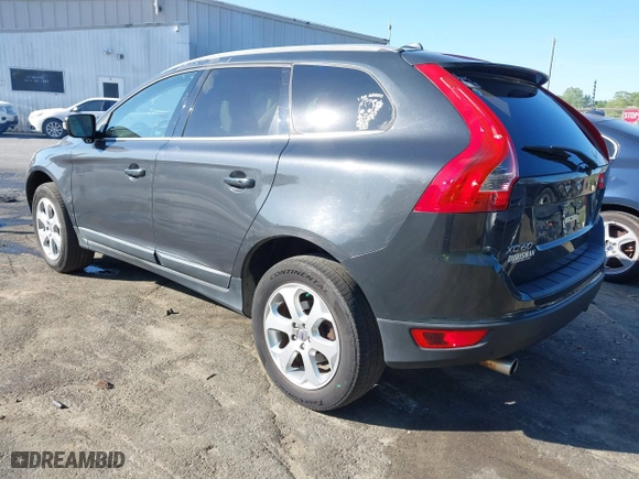 2013 Volvo XC60 3.2L with VIN YV4940DZ4D2391195, listed as a IAAI auction lot 42055606 with 142,105 mi miles. Bid and sale history available at carsss.com. Image 3.