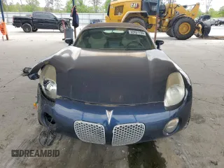 2007 Pontiac Solstice z VIN 1G2MB35B77Y108025, wystawiony jako Copart lot #52437135 z przebiegiem 150 528 mil mil oraz Szkoda całkowita • Salvage title. Historia ofert i sprzedaży dostępna na DreamBid. Obrazek 5.
