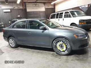 2011 Volkswagen Jetta SE с VIN 3VWBZ7AJ2BM326488, выставлен на аукционе IAAI как лот 41440467 с пробегом 179 888 миль миль и . История ставок и продаж доступна на DreamBid. Изображение 6.