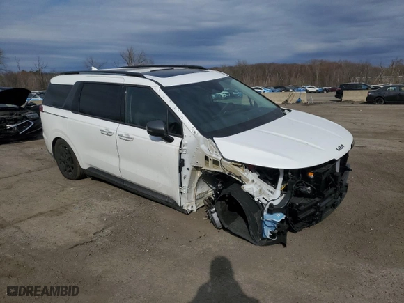 2025 Kia Carnival Hybrid SX Prestige with VIN KNDNE5KA1S6030120, listed as a Copart auction lot 50686895 with 1,455 mi miles and Salvage Title. Bid and sale history available at carsss.com. Image 4.