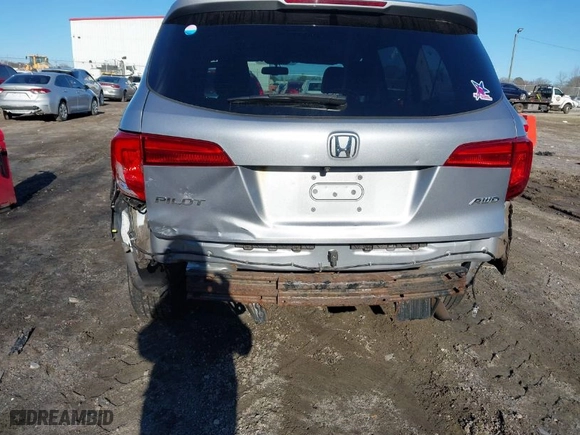 2016 Honda Pilot EX-L with VIN 5FNYF6H59GB055871, listed as a IAAI auction lot 41461118 with 140,930 mi miles. Bid and sale history available at carsss.com. Image 17.