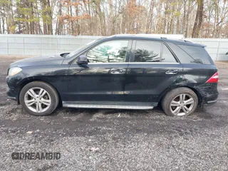 2013 Mercedes-Benz M 350 with VIN 4JGDA5HB0DA258063, listed as a IAAI auction lot 41479903 with 235,866 mi miles and . Bid and sale history available at DreamBid. Image 14.