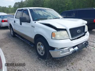 2005 Ford F-150 XLT z VIN 1FTPW12525FB55813, wystawiony jako IAAI lot #42062633 z przebiegiem 145 923 mil mil oraz . Historia ofert i sprzedaży dostępna na DreamBid. Obrazek 1.