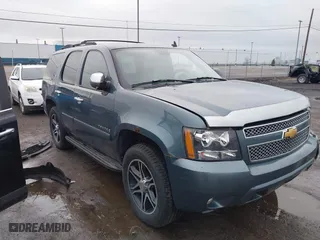 2008 Chevrolet Tahoe LTZ with VIN 1GNFK13028J163364, listed as a IAAI auction lot 41914586 with NaN miles. Bid and sale history available at carsss.com. Image 1.