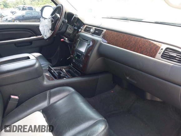 2014 GMC Yukon Denali z VIN 1GKS1EEF0ER217152, wystawiony jako IAAI lot #42269157 z przebiegiem 196 023 mil mil oraz . Historia ofert i sprzedaży dostępna na DreamBid. Obrazek 5.
