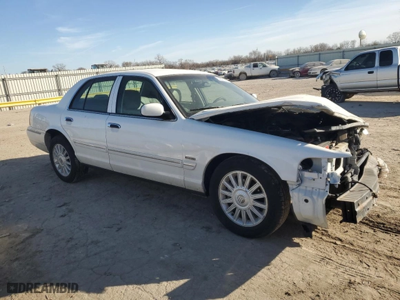 2011 Mercury Grand Marquis LS with VIN 2MEBM7FV3BX603424, listed as a Copart auction lot 84921364 with 197,312 mi miles and Salvage Title. Bid and sale history available at carsss.com. Image 4.