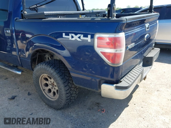 2010 Ford F-150 XL with VIN 1FTFW1EV7AFC16235, listed as a IAAI auction lot 42095558 with 285,440 mi miles and . Bid and sale history available at DreamBid. Image 17.