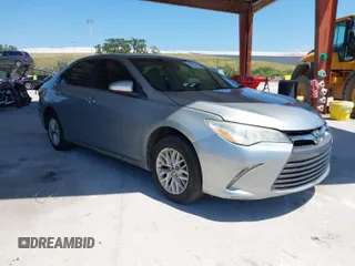 2017 Toyota Camry XLE with VIN 4T1BF1FK7HU631334, listed as a IAAI auction lot 42040087 with 116,728 mi miles. Bid and sale history available at carsss.com. Image 1.
