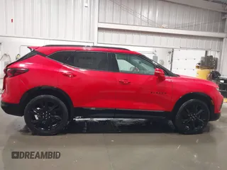 2020 Chevrolet Blazer RS z VIN 3GNKBKRS3LS582313, wystawiony jako IAAI lot #41667611 z przebiegiem 47 059 mil mil oraz . Historia ofert i sprzedaży dostępna na DreamBid. Obrazek 14.
