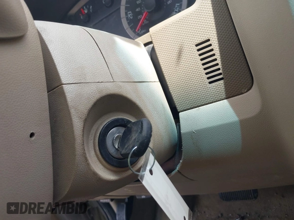 2010 Ford Escape Limited с VIN 1FMCU0E75AKB91097, выставлен на аукционе IAAI как лот 42488263 с пробегом 201 551 миль миль и . История ставок и продаж доступна на DreamBid. Изображение 11.