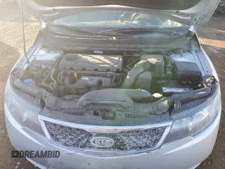 2013 Kia Forte LX with VIN KNAFT4A25D5663773, listed as a Copart auction lot 84085324 with 10,600 mi miles and Salvage Title. Bid and sale history available at carsss.com. Image 11.