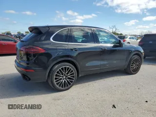 2018 Porsche Cayenne with VIN WP1AA2A27JKA04421, listed as a Copart auction lot 71092514 with 57,295 mi miles and Salvage title. Bid and sale history available at DreamBid. Image 3.