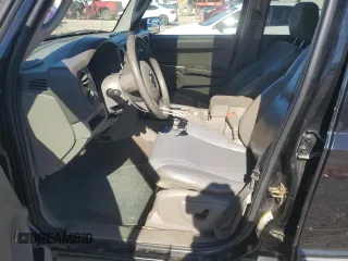 2007 Jeep Commander Sport with VIN 1J8HH48P47C614040, listed as a Copart auction lot 43062385 with 142,837 mi miles and Salvage Title. Bid and sale history available at carsss.com. Image 7.