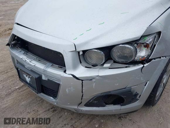 2014 Chevrolet Sonic LTZ with VIN 1G1JE5SB6E4218485, listed as a IAAI auction lot 41407500 with 93,588 mi miles. Bid and sale history available at carsss.com. Image 6.