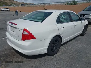 2010 Ford Fusion SE with VIN 3FAHP0HA0AR372571, listed as a IAAI auction lot 41878961 with 183,520 mi miles and . Bid and sale history available at DreamBid. Image 4.