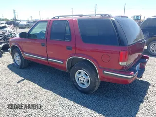 1999 Chevrolet Blazer LS с VIN 1GNDT13W9XK122778, выставлен на аукционе IAAI как лот 42647297 с пробегом 213 088 миль миль и . История ставок и продаж доступна на DreamBid. Изображение 3.