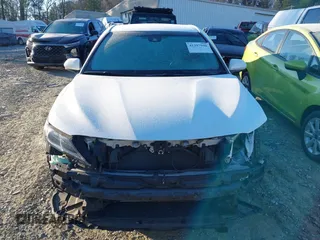 2020 Toyota Camry SE z VIN 4T1G11AK9LU997770, wystawiony jako IAAI lot #41397948 z przebiegiem 97 338 mil mil oraz . Historia ofert i sprzedaży dostępna na DreamBid. Obrazek 12.