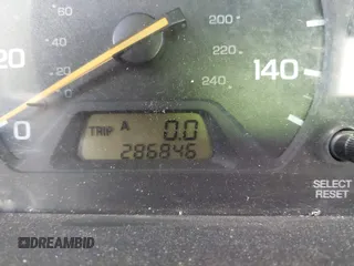 2000 Honda Accord EX z VIN 1HGCG1658YA015144, wystawiony jako IAAI lot #42303853 z przebiegiem 286 846 mil mil oraz . Historia ofert i sprzedaży dostępna na DreamBid. Obrazek 7.