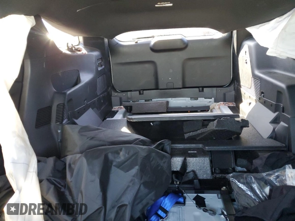 2023 Ford Explorer with VIN 1FM5K8ACXPGB64327, listed as a Copart auction lot 48408655 with 18,664 mi miles and Salvage title. Bid and sale history available at DreamBid. Image 10.