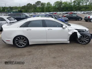 2019 Lincoln MKZ Reserve I with VIN 3LN6L5D91KR606901, listed as a IAAI auction lot 42301754 with 86,587 mi miles and . Bid and sale history available at DreamBid. Image 13.