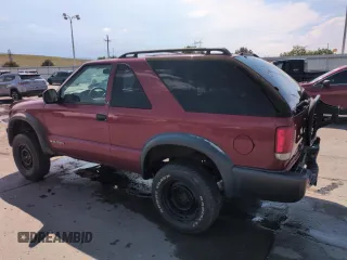 1998 Chevrolet Blazer LS with VIN 1GNCT18W5WK236585, listed as a Copart auction lot 62900435 with 123,272 mi miles and Salvage title. Bid and sale history available at DreamBid. Image 2.