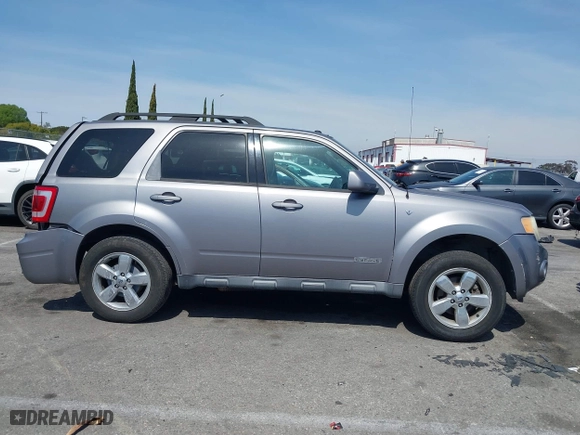 2008 Ford Escape Limited with VIN 1FMCU04188KE20184, listed as a IAAI auction lot 41809075 with 158,116 mi miles. Bid and sale history available at carsss.com. Image 13.