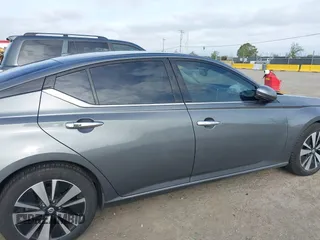 2019 Nissan Altima SL with VIN 1N4BL4EV4KC253275, listed as a IAAI auction lot 42041867 with 70,429 mi miles and . Bid and sale history available at DreamBid. Image 14.