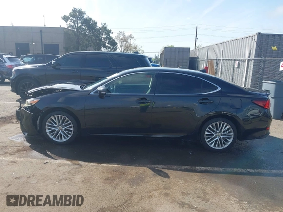 2016 Lexus ES with VIN JTHBK1GG7G2226402, listed as a IAAI auction lot 41882783 with 98,150 mi miles. Bid and sale history available at carsss.com. Image 15.