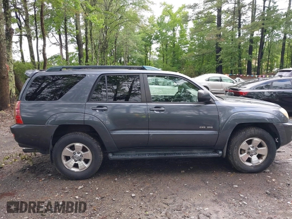 2004 Toyota 4Runner SR5 with VIN JTEBU14R540050485, listed as a IAAI auction lot 42221807 with 195,822 mi miles and . Bid and sale history available at DreamBid. Image 13.
