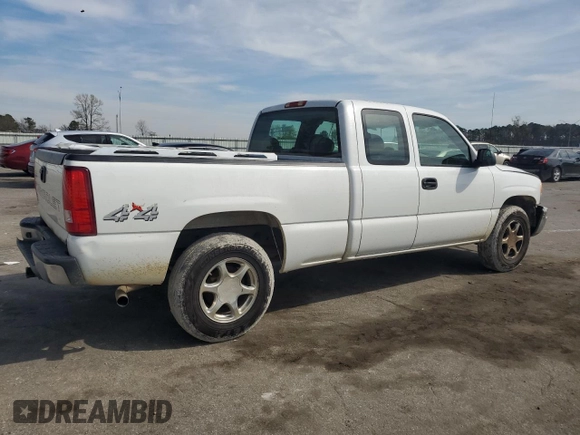 2006 GMC Sierra 1500 SLT z VIN 1GTEK19B36Z197048, wystawiony jako Copart lot #49546565 z przebiegiem 220 828 mil mil oraz Szkoda całkowita • Salvage title. Historia ofert i sprzedaży dostępna na DreamBid. Obrazek 3.
