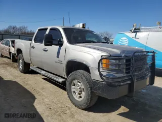 2008 GMC Sierra 2500HD SLE1 with VIN 1GTHK23698F176529, listed as a Copart auction lot 48583425 with 355,814 mi miles and Salvage Title. Bid and sale history available at carsss.com. Image 4.