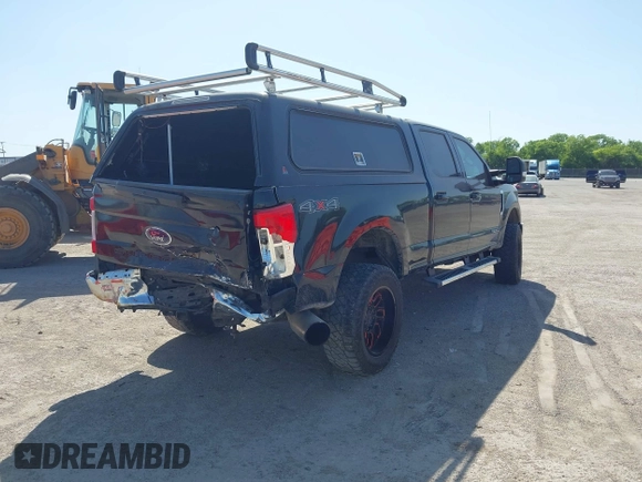 2018 Ford F-250 XL z VIN 1FT7W2BT4JEB37494, wystawiony jako IAAI lot #41866317 z przebiegiem 170 930 mil mil oraz . Historia ofert i sprzedaży dostępna na DreamBid. Obrazek 4.